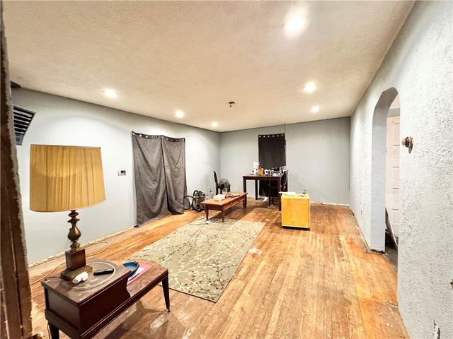 942 Brown St, Belle Vernon, PA 15012