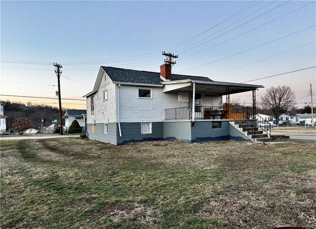 942 Brown St, Belle Vernon, PA 15012