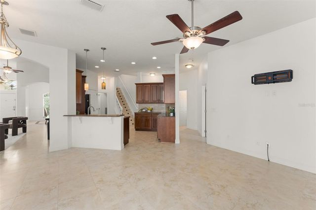 889 PICKFAIR TERRACE, Lake Mary, FL 32746