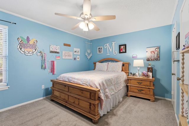 220 Eitelman Ln, Longview, TX 75605