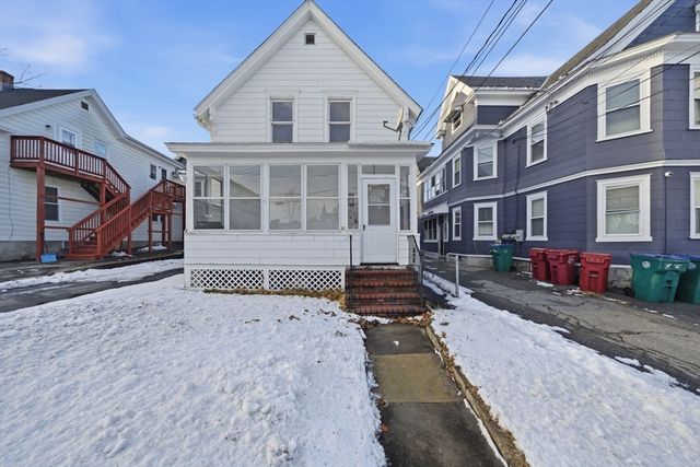 10 3rd Ave 1, Lowell, MA 01854