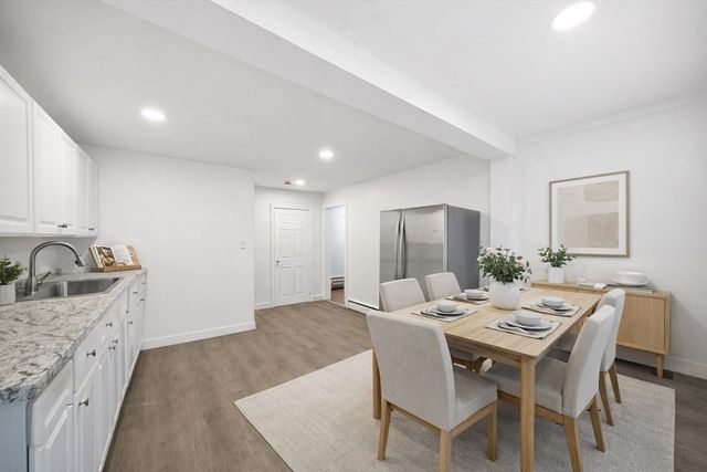 10 3rd Ave 1, Lowell, MA 01854