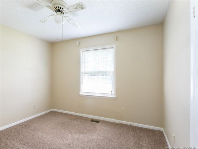 3249 Glenmore Drive, Hope Mills, NC 28348