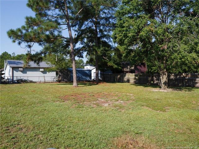 3249 Glenmore Drive, Hope Mills, NC 28348