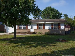 3249 Glenmore Drive, Hope Mills, NC 28348