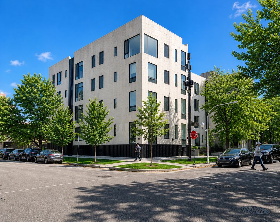 3757 N Sheffield Avenue 302, Chicago, IL 60613