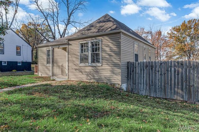 26 Lamar Drive, Jennings, MO 63136