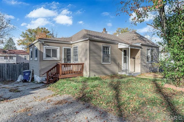 26 Lamar Drive, Jennings, MO 63136