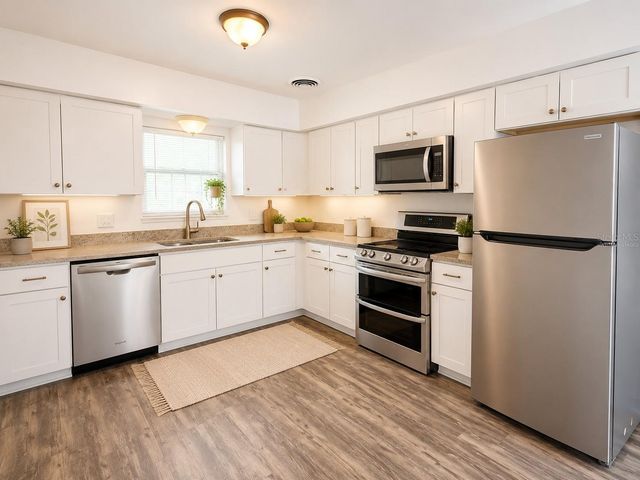 4008 24TH STREET W, Bradenton, FL 34205