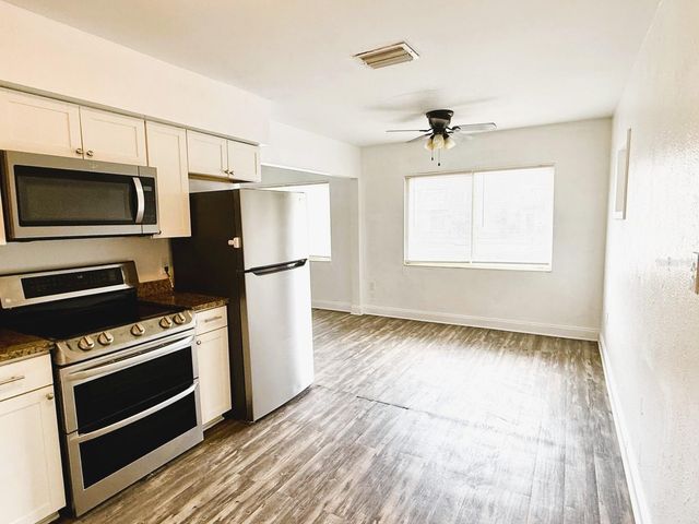 4008 24TH STREET W, Bradenton, FL 34205