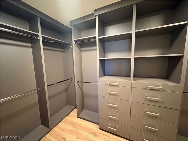 5751 Hoye Canyon Road, Las Vegas, NV 89148