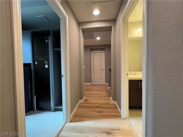 5751 Hoye Canyon Road, Las Vegas, NV 89148