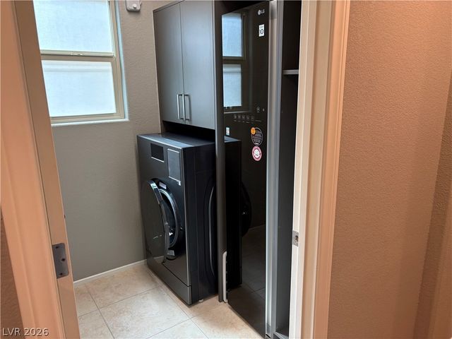 5751 Hoye Canyon Road, Las Vegas, NV 89148