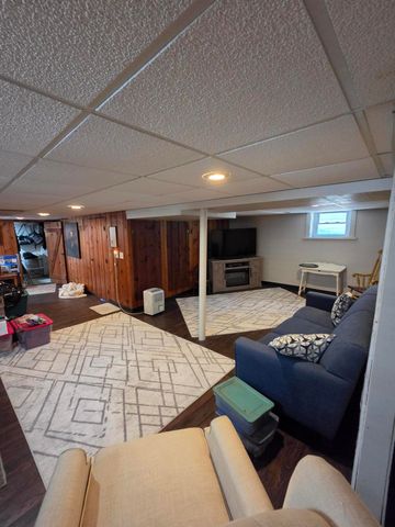 24647 Dunning Street, Dearborn City, MI 48124