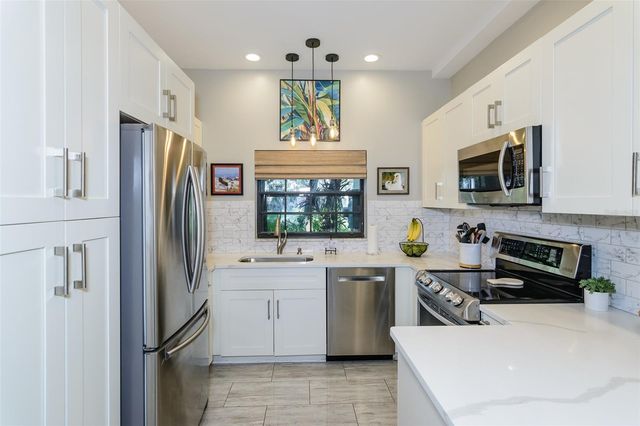 209 LOS PRADOS DRIVE 1313, Safety Harbor, FL 34695