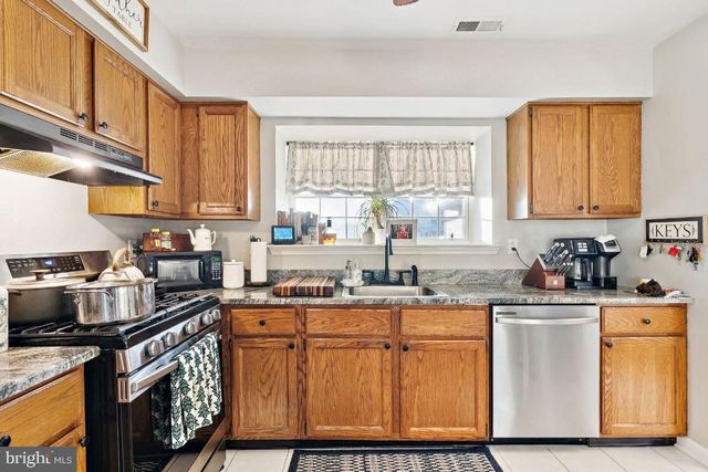 14 TIOGA CT, Bordentown, NJ 08505