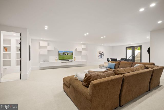23023 LAVENDER VALLEY CT, Ashburn, VA 20148