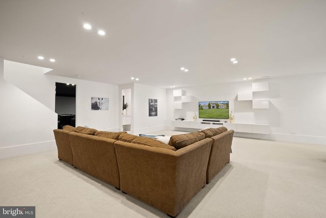 23023 LAVENDER VALLEY CT, Ashburn, VA 20148