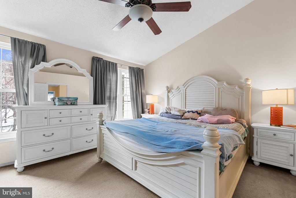 Image 17 of property listing at 14010 VALLEYFIELD DR, Silver Spring, MD 20906