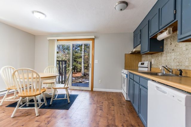 300 Falmouth Rd 16A, Mashpee, MA 02649