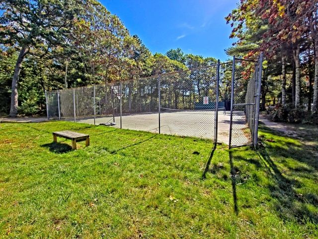 300 Falmouth Rd 16A, Mashpee, MA 02649