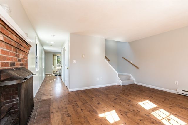 300 Falmouth Rd 16A, Mashpee, MA 02649