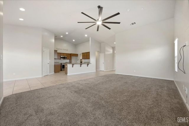 13320 Evening Breeze Avenue, Bakersfield, CA 93314