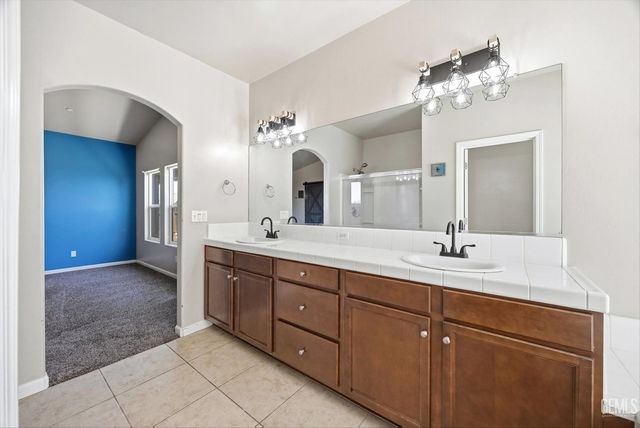 13320 Evening Breeze Avenue, Bakersfield, CA 93314
