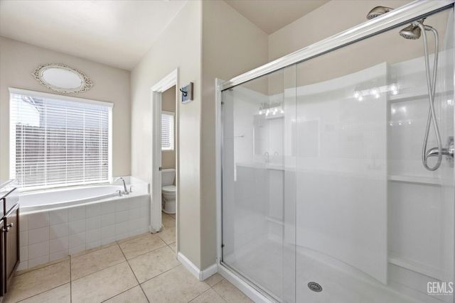 13320 Evening Breeze Avenue, Bakersfield, CA 93314