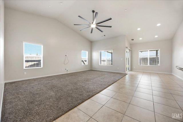 13320 Evening Breeze Avenue, Bakersfield, CA 93314