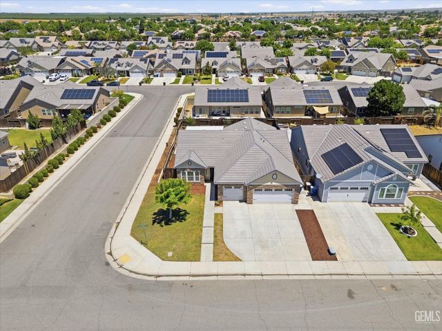 13320 Evening Breeze Avenue, Bakersfield, CA 93314
