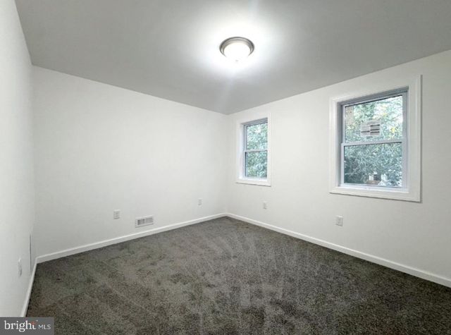 2401 CARTER ST, Wilmington, DE 19802