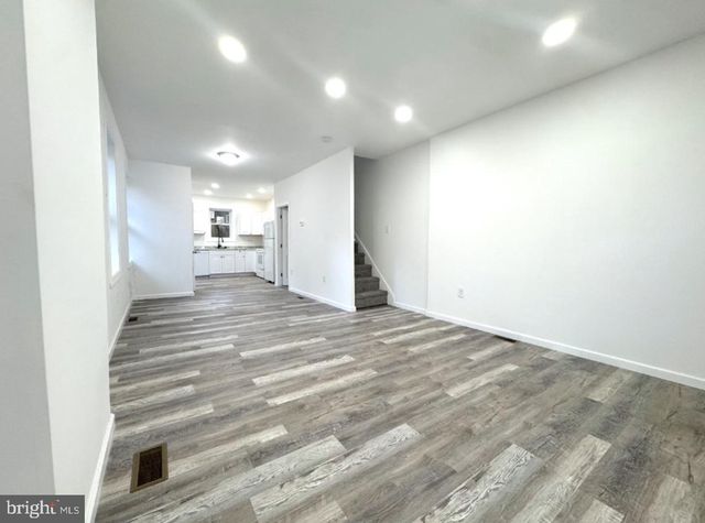 2401 CARTER ST, Wilmington, DE 19802