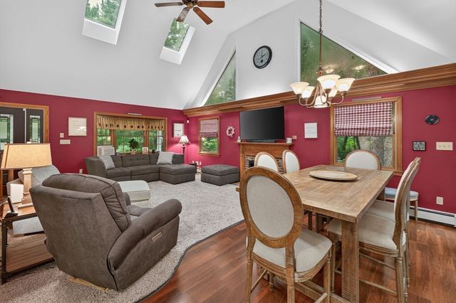 317 Bay Rd, Easton, MA 02334