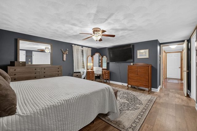 317 Bay Rd, Easton, MA 02334