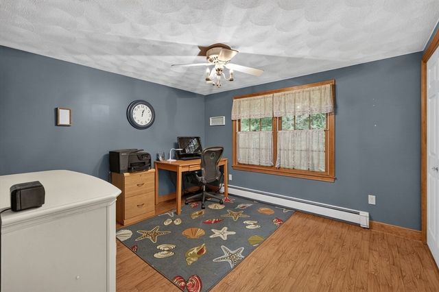 317 Bay Rd, Easton, MA 02334