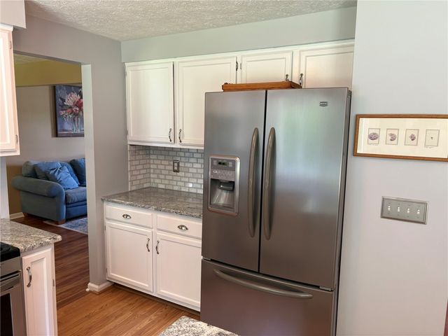 581 Bram Hall Drive, Greece, NY 14626