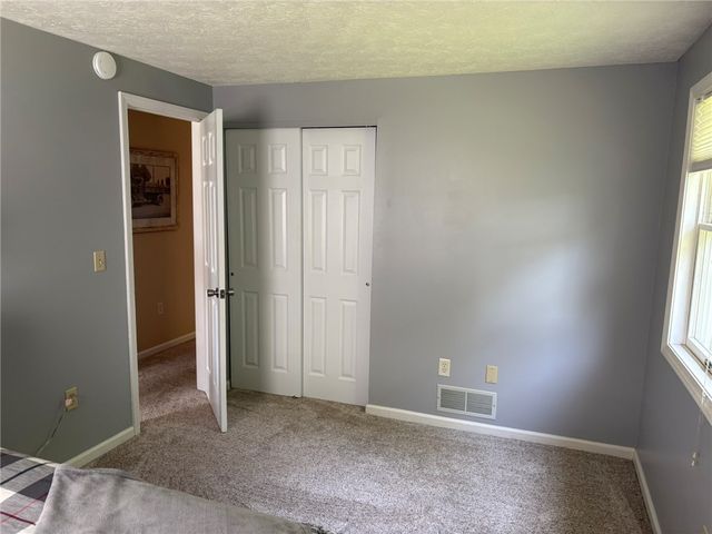 581 Bram Hall Drive, Greece, NY 14626