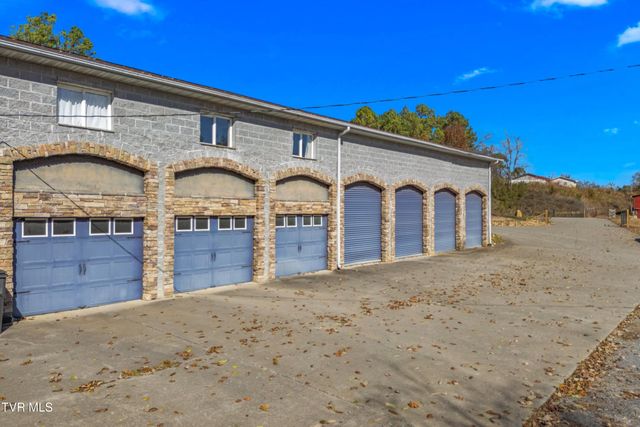 6600 Fish Hatchery Road, Russellville, TN 37860