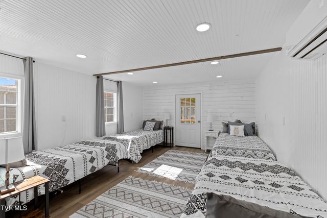 6600 Fish Hatchery Road, Russellville, TN 37860