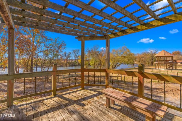 6600 Fish Hatchery Road, Russellville, TN 37860