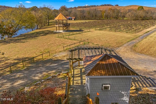 6600 Fish Hatchery Road, Russellville, TN 37860