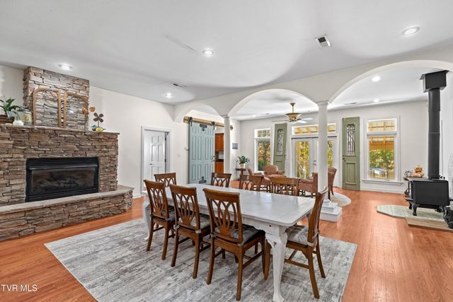 6600 Fish Hatchery Road, Russellville, TN 37860