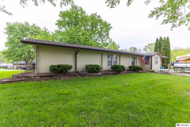 8301 Auburn Road, Plattsmouth, NE 68048