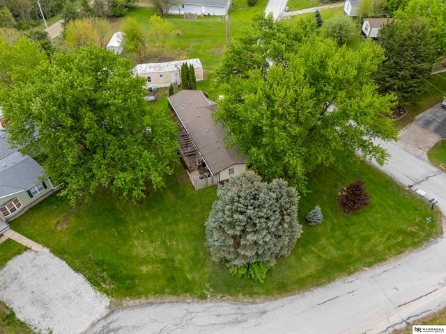 8301 Auburn Road, Plattsmouth, NE 68048