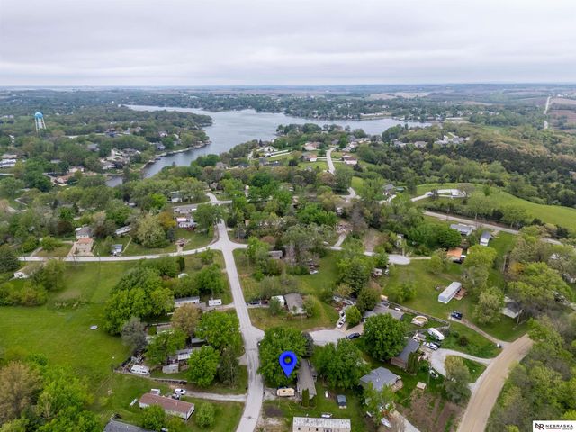 8301 Auburn Road, Plattsmouth, NE 68048