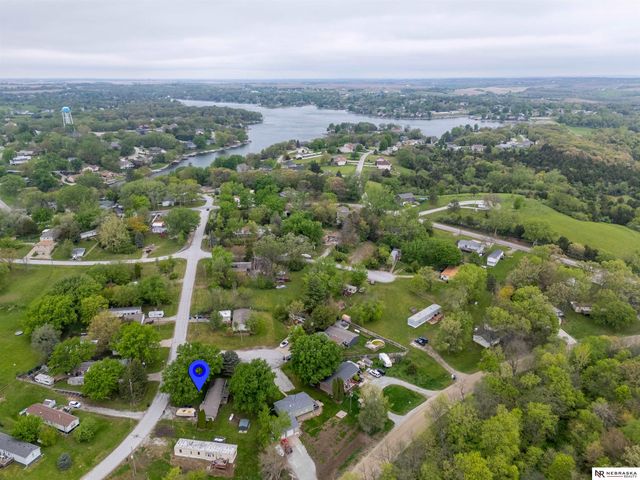 8301 Auburn Road, Plattsmouth, NE 68048