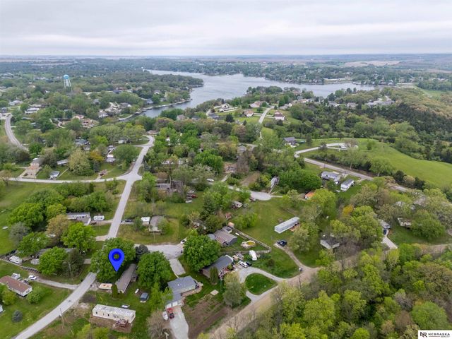 8301 Auburn Road, Plattsmouth, NE 68048