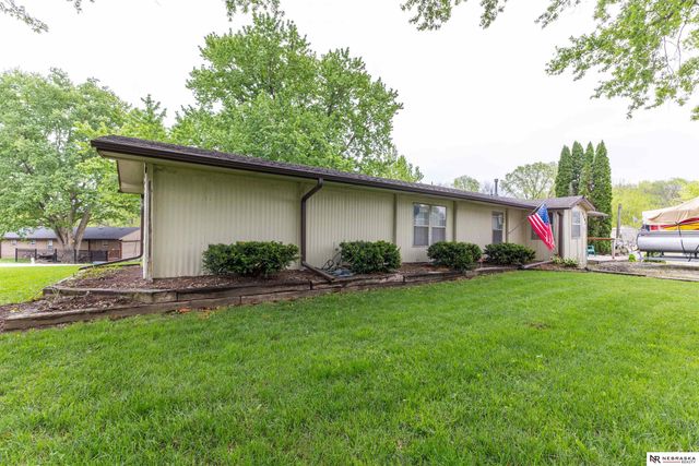 8301 Auburn Road, Plattsmouth, NE 68048