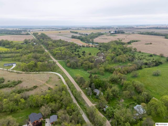 8301 Auburn Road, Plattsmouth, NE 68048